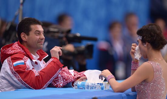 2014 Winter Olympics. Figure skating. Ice dance. Short program