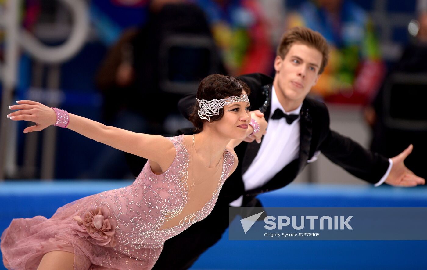 2014 Winter Olympics. Figure skating. Ice dance. Short program