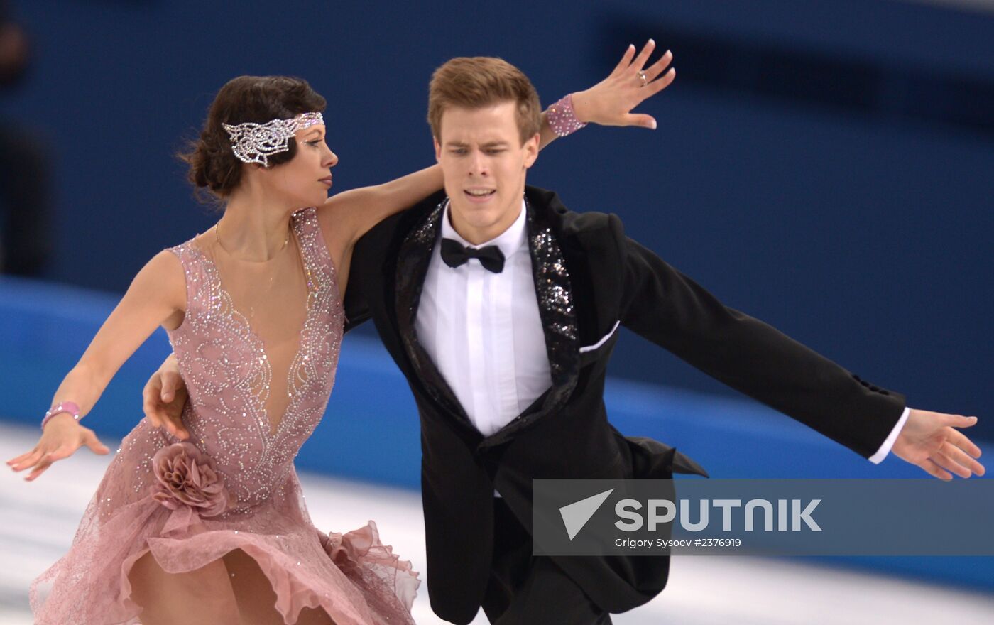 2014 Winter Olympics. Figure skating. Ice dance. Short program