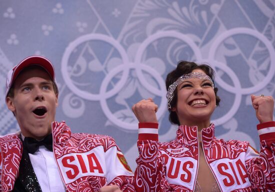 2014 Winter Olympics. Figure skating. Ice dance. Short program