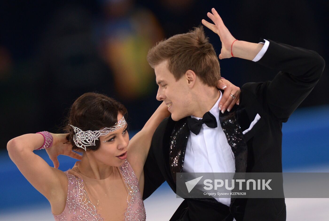 2014 Winter Olympics. Figure skating. Ice dance. Short program