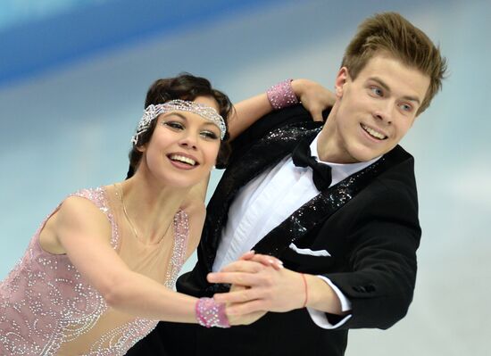 2014 Winter Olympics. Figure skating. Ice dance. Short program