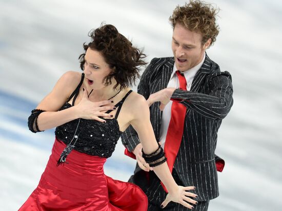 2014 Winter Olympics. Figure skating. Ice dance. Short program