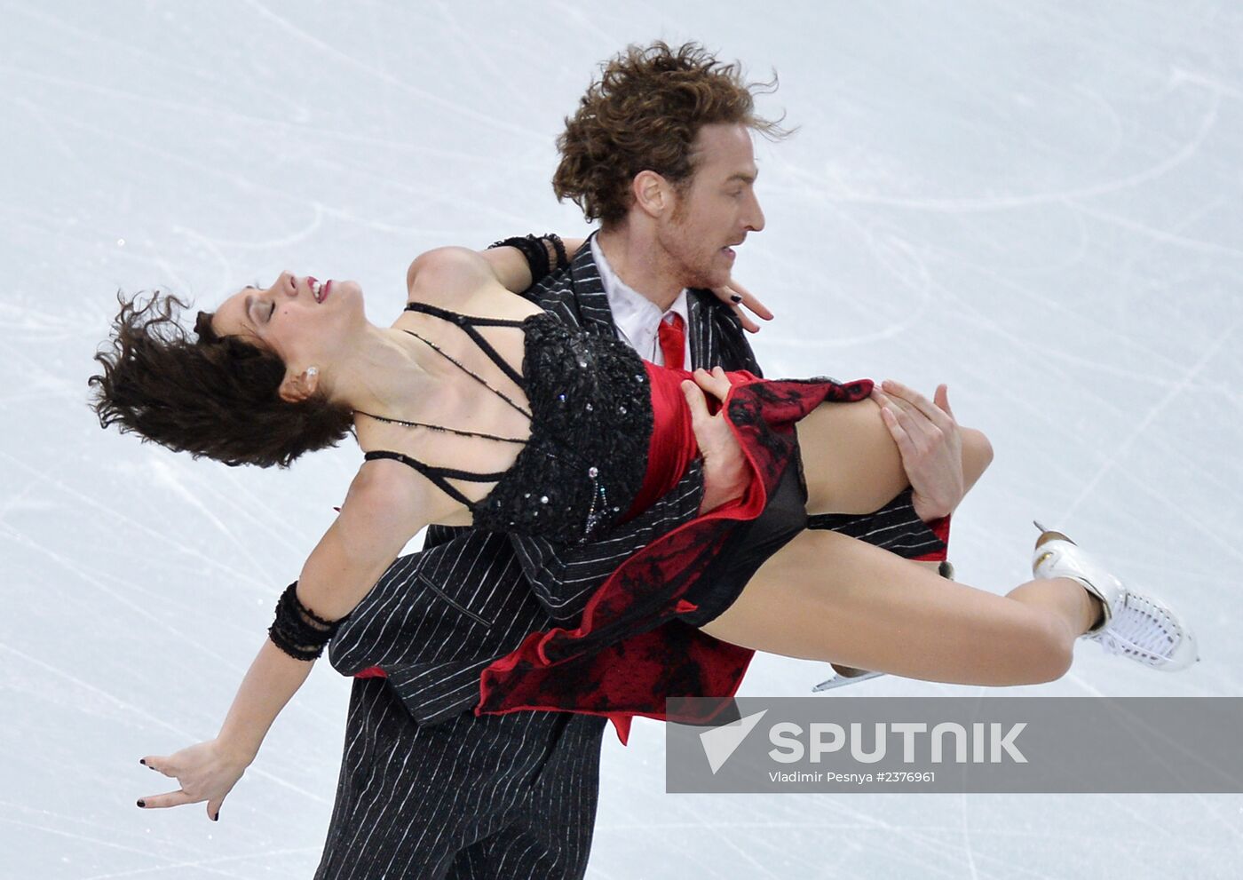 2014 Winter Olympics. Figure skating. Ice dance. Short program