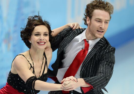 2014 Winter Olympics. Figure skating. Ice dance. Short program