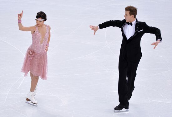 2014 Winter Olympics. Figure skating. Ice dance. Short program