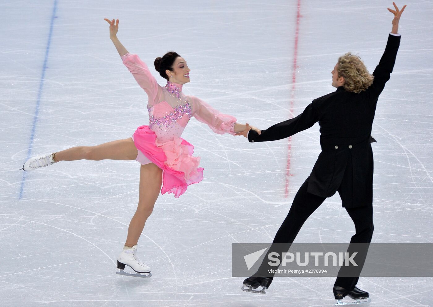 2014 Winter Olympics. Figure skating. Ice dance. Short program