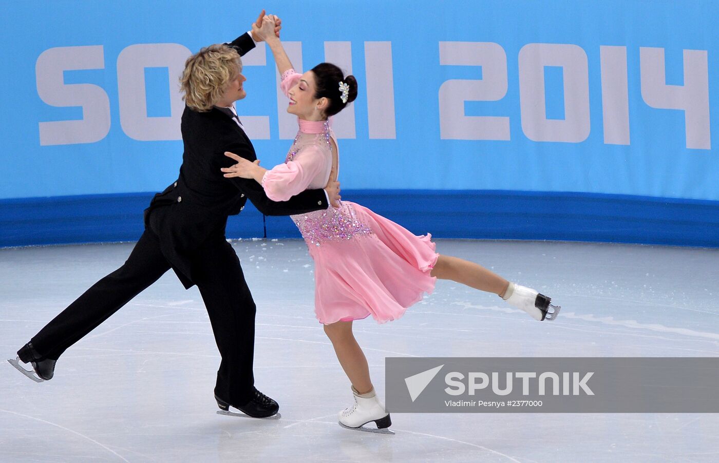 2014 Winter Olympics. Figure skating. Ice dance. Short program