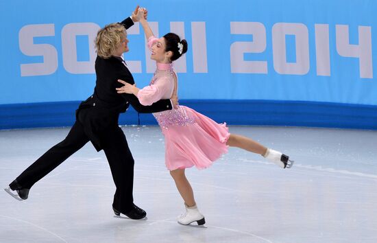 2014 Winter Olympics. Figure skating. Ice dance. Short program