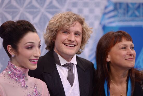 2014 Winter Olympics. Figure skating. Ice dance. Short program