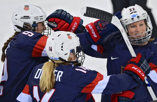 2014 Winter Olympics. Ice hockey. Women. USA vs. Sweden