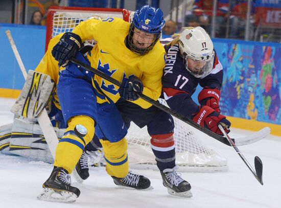 2014 Winter Olympics. Ice hockey. Women. USA vs. Sweden