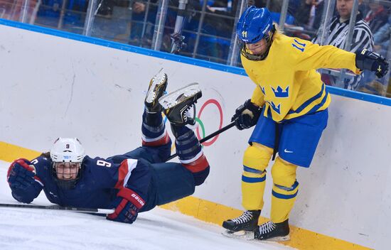 2014 Winter Olympics. Ice hockey. Women. USA vs. Sweden