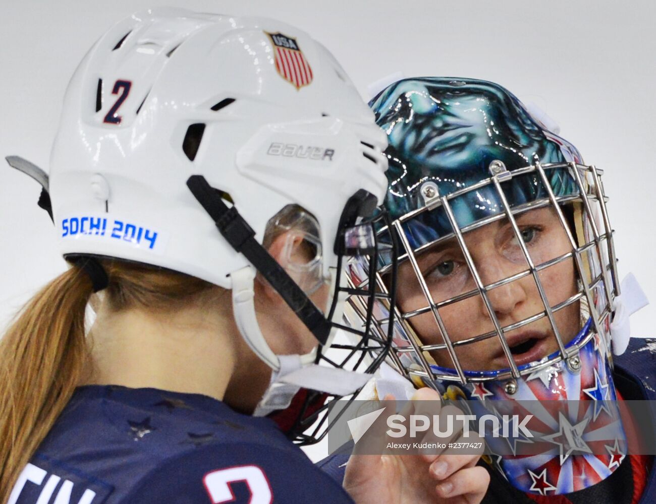 2014 Winter Olympics. Ice hockey. Women. USA vs. Sweden