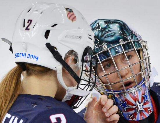 2014 Winter Olympics. Ice hockey. Women. USA vs. Sweden