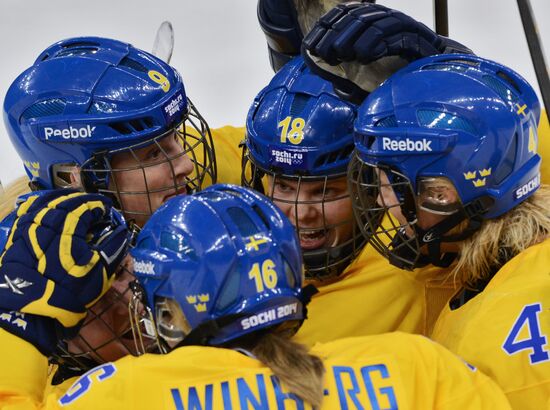 2014 Winter Olympics. Ice hockey. Women. USA vs. Sweden