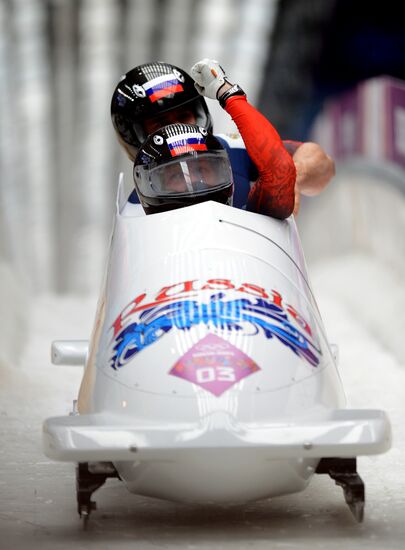 2014 Winter Olympics. Bobsleigh. Two-man. Day One