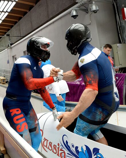 2014 Winter Olympics. Bobsleigh. Two-man. Day One