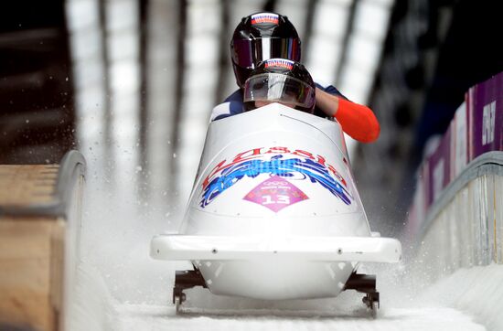 2014 Winter Olympics. Bobsleigh. Two-man. Day One