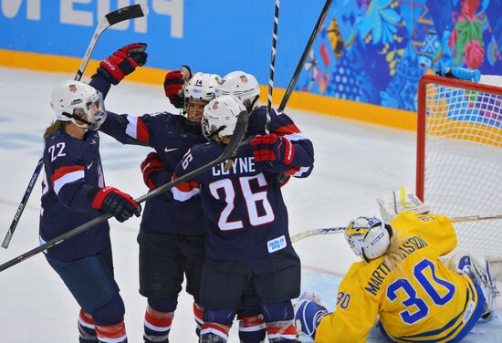 2014 Winter Olympics. Ice hockey. Women. USA vs. Sweden