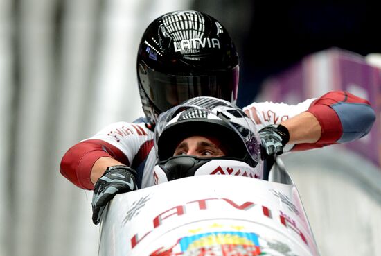 2014 Winter Olympics. Bobsleigh. Two-man. Day One