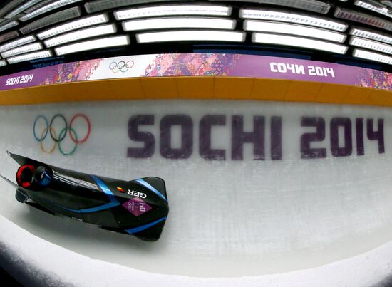 2014 Winter Olympics. Bobsleigh. Two-man. Day One