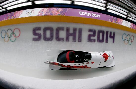2014 Winter Olympics. Bobsleigh. Two-man. Day One