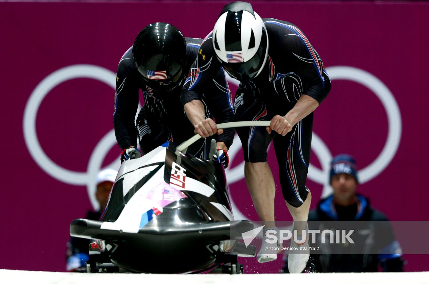 2014 Winter Olympics. Bobsleigh. Two-man. Day One