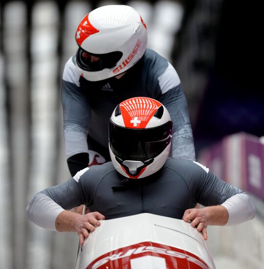 2014 Winter Olympics. Bobsleigh. Two-man. Day One