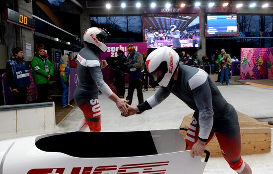 2014 Winter Olympics. Bobsleigh. Two-man. Day One