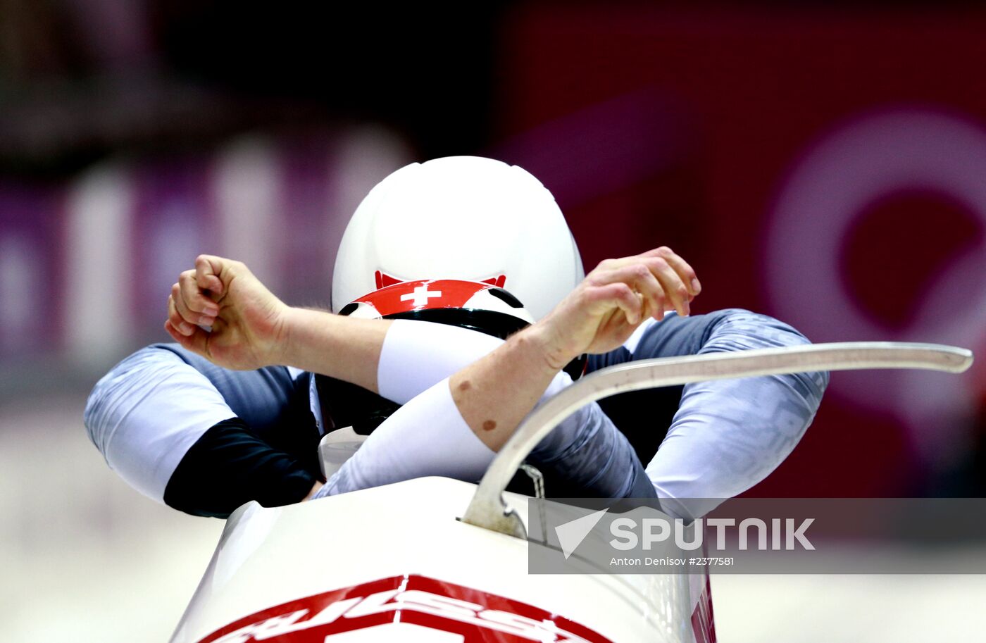 2014 Winter Olympics. Bobsleigh. Two-man. Day One