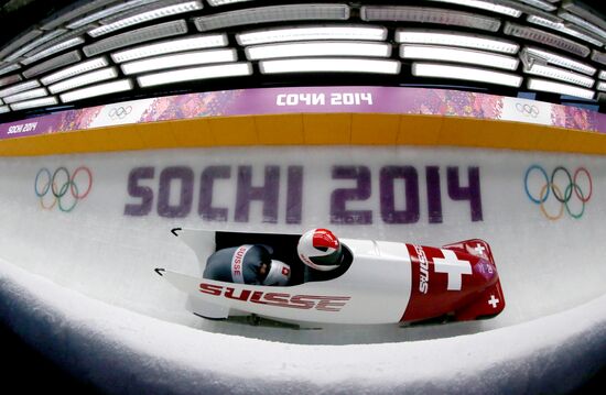 2014 Winter Olympics. Bobsleigh. Two-man. Day One