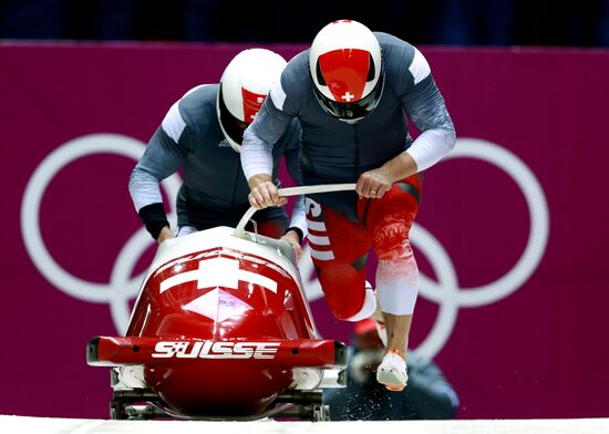 2014 Winter Olympics. Bobsleigh. Two-man. Day One