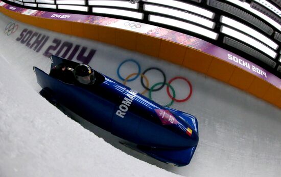 2014 Winter Olympics. Bobsleigh. Two-man. Day One