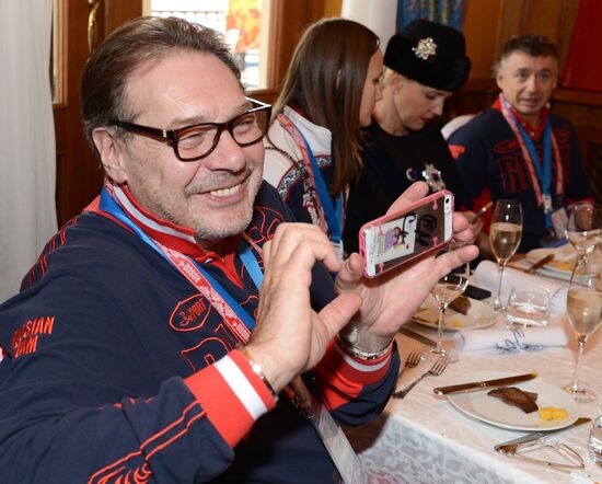 Yelena Chelakova's book "Eat!" presented at Sochi's Bosco House