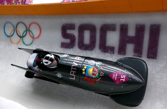 2014 Winter Olympics. Bobsleigh. Two-man. Day Two