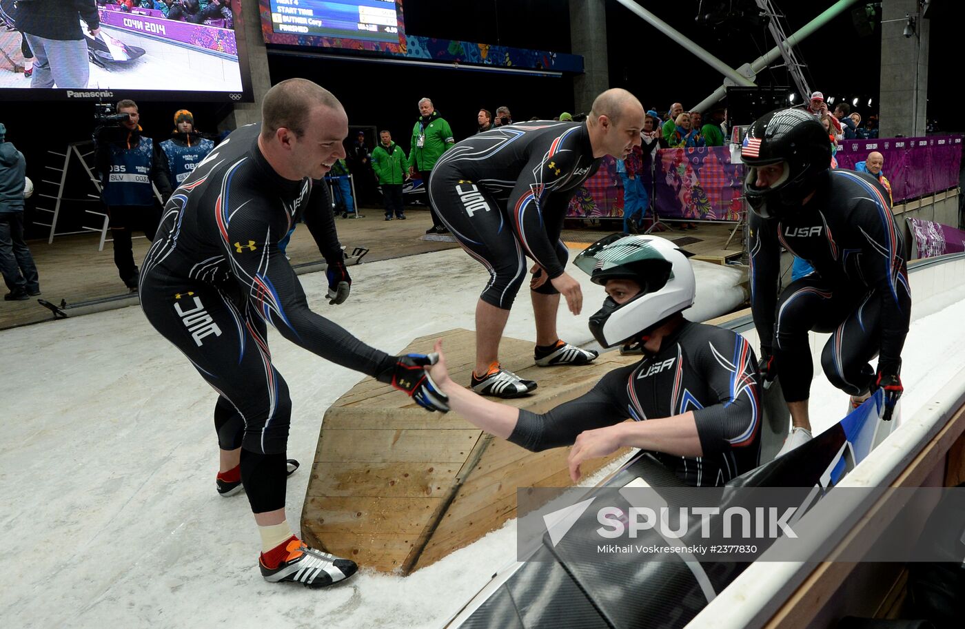 2014 Winter Olympics. Bobsleigh. Two-man. Day Two