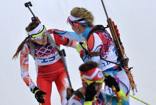 2014 Winter Olympics. Biathlon. Women. Mass start race