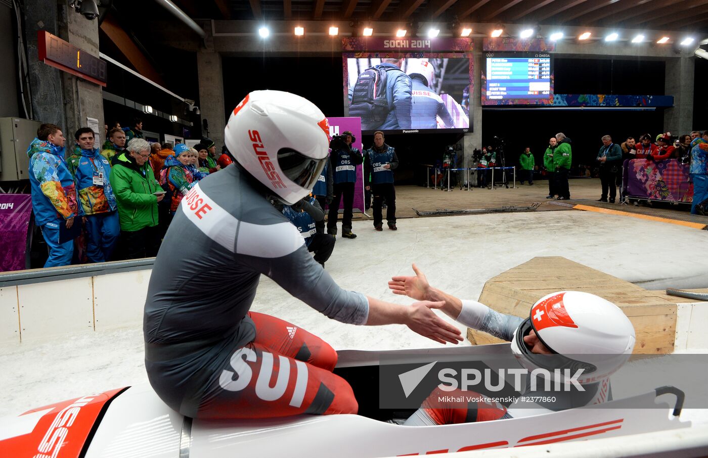 2014 Winter Olympics. Bobsleigh. Two-man. Day Two