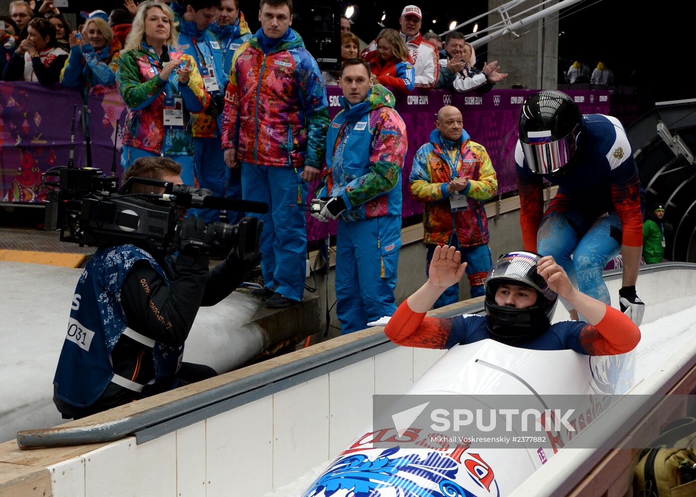 2014 Winter Olympics. Bobsleigh. Two-man. Day Two
