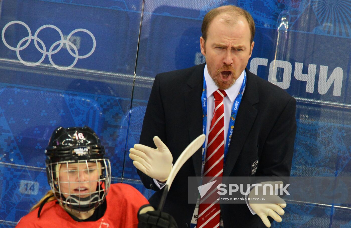 2014 Winter Olympics. Ice hockey. Women. Canada vs. Switzerland