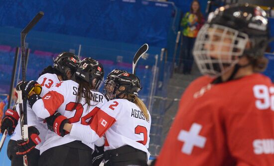 2014 Winter Olympics. Ice hockey. Women. Canada vs. Switzerland
