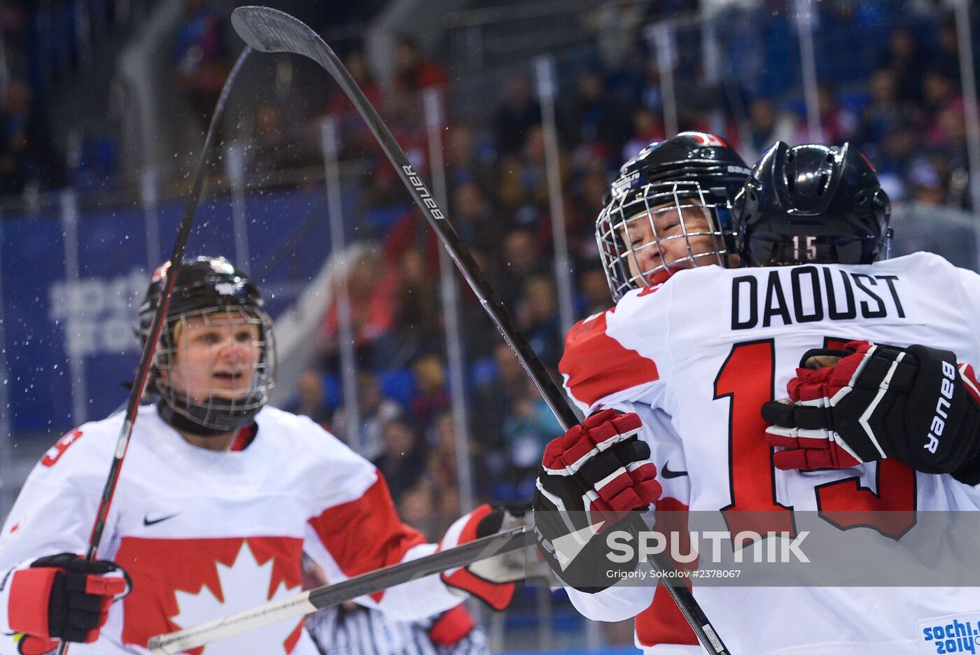 2014 Winter Olympics. Ice hockey. Women. Canada vs. Switzerland
