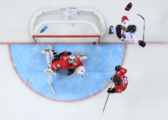 2014 Winter Olympics. Ice hockey. Women. Canada vs. Switzerland