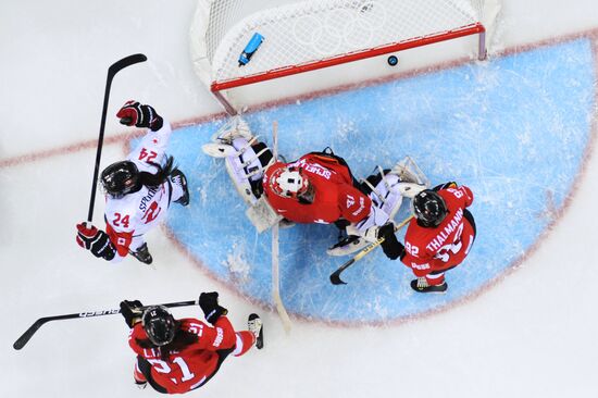2014 Winter Olympics. Ice hockey. Women. Canada vs. Switzerland