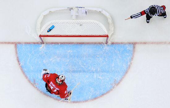 2014 Winter Olympics. Ice hockey. Women. Canada vs. Switzerland