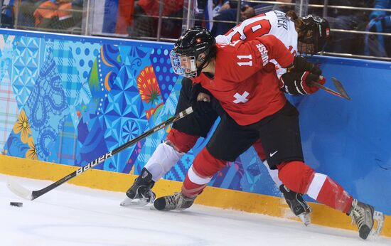 2014 Winter Olympics. Ice hockey. Women. Canada vs. Switzerland