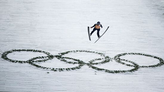 2014 Winter Olympics. Ski jumping. Teams