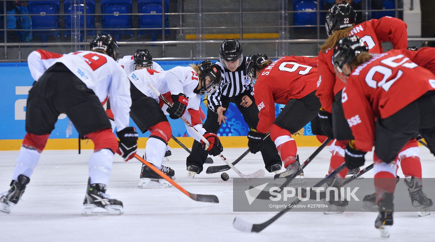 2014 Winter Olympics. Ice hockey. Women. Canada vs. Switzerland