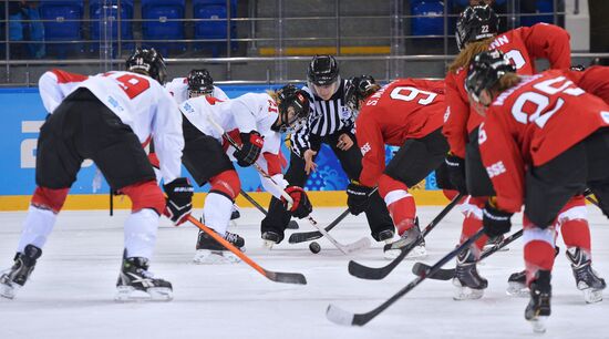2014 Winter Olympics. Ice hockey. Women. Canada vs. Switzerland